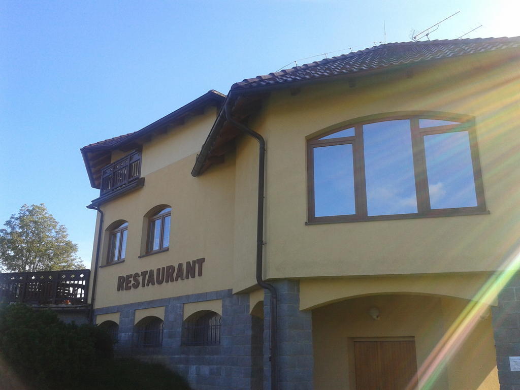 Penzion Stary Dvur Nove Dvory  Exterior photo